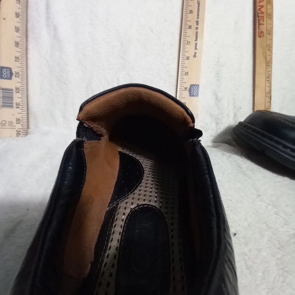 Born Shoes Mens Size 9.5 43 M/W BROWN Leather Slip On Casual Loafers M3663